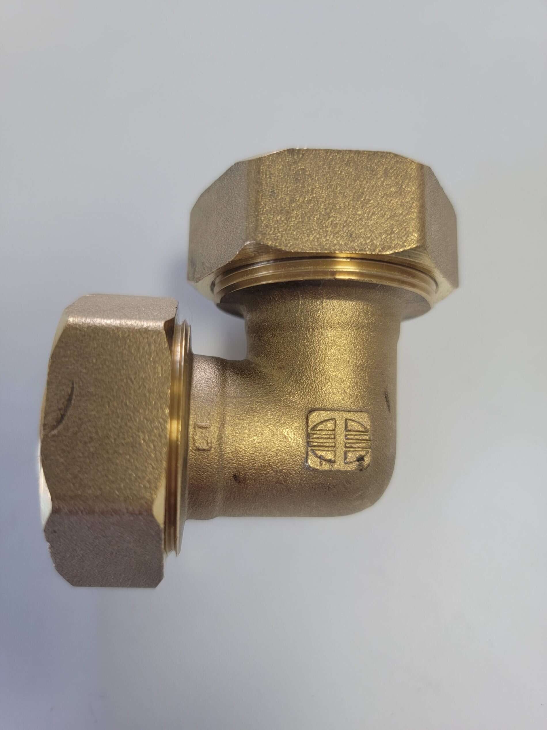 1" COMPRESSION 90 DEG